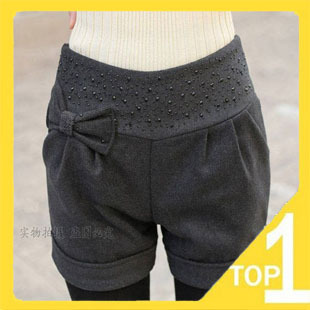 Hot! Hot! Hot! Fast shipping Wholesale New 2012 Winter fashion and casual slim Women's short pants with bow 816