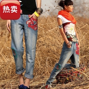 Hot sale 2012 spring women's fashion leisure trousers embroidered straight jeans wholesale free shipping size 26-30