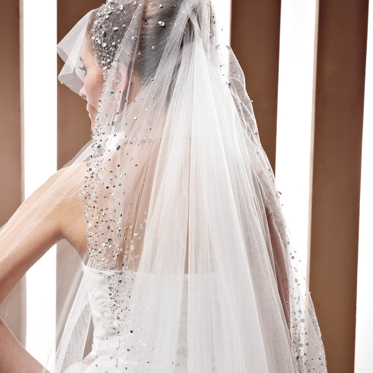 hot sale bride quality elegant veil handmade beading customize wedding dress white veil b205