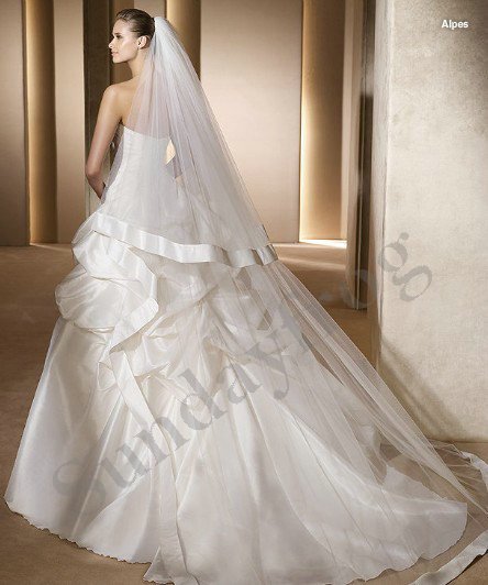 Hot Sale Fast Free Shipping in Stock 2.5M~3M Wedding Long Veils Satin Ribbon Top Quality Veils in Ivory / White Color -LS272