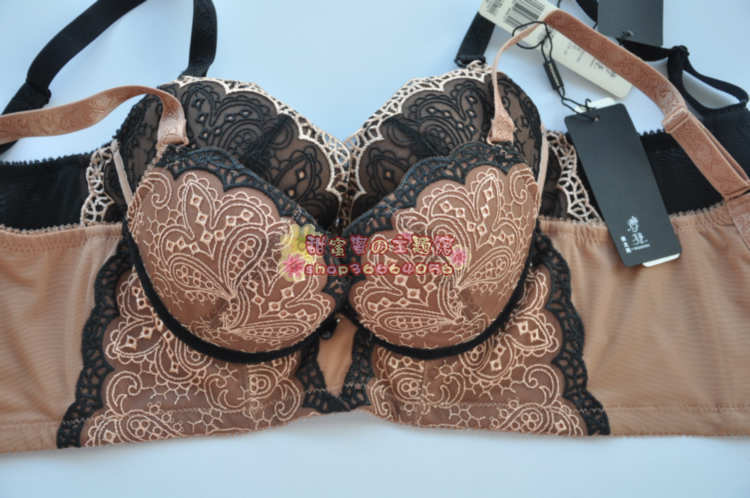 Hot-selling 2012 autumn and winter adjustable bra m1217a1 push up thickening 4 breasted