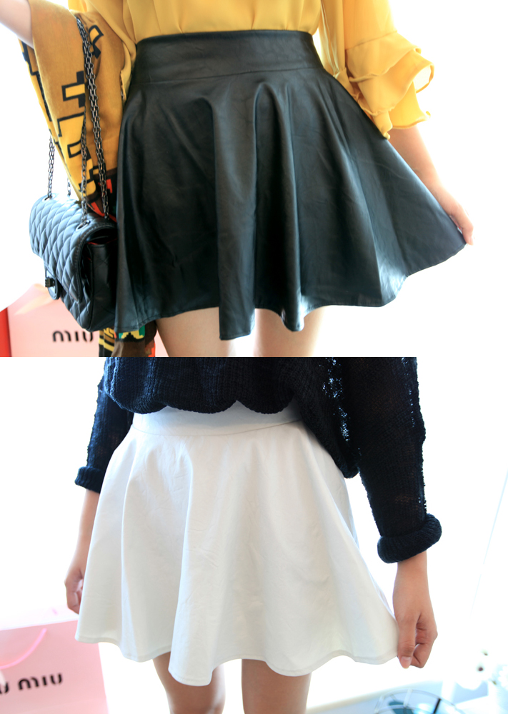 Hotdog autumn and winter classic black white Wine red velvet liner puff skirt leather skirt