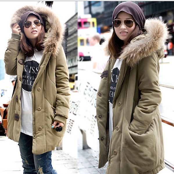 Hotselling fashion leisure cotton jacket with real racoon fur collar,cotton-paddedladies jacket,lady winter fashion coat jackets