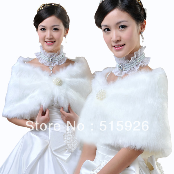 In stock Pearls Fashion Elegant Ivory Red Sleeveless Faux fur Bridal Winter Warm Jackets Brida Wraps Wedding Accessories