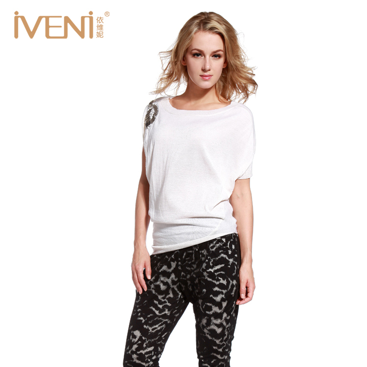 Iveni 13 autumn wool o-neck loose irregular sweater 1217028