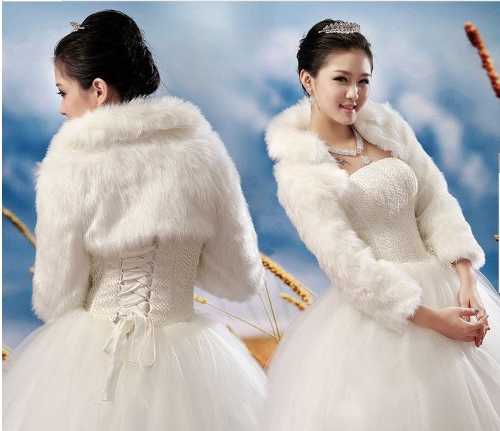 Ivory Faux Fur Wedding Bridal Wrap/Jacket/Shawl