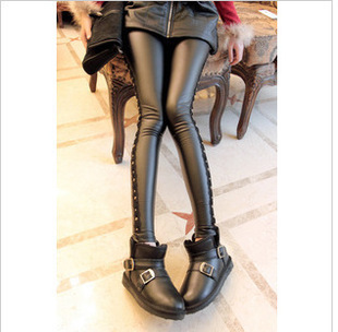 J to2012 fashion rivet japanned leather legging leather pants free shipping