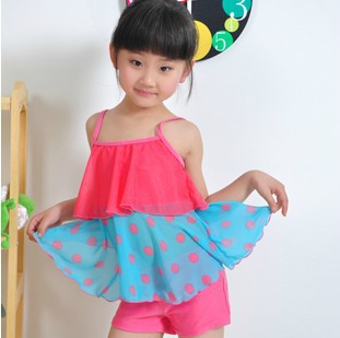 Kid Girls Swimwear Ruffles Dot Printing Korean Style Three Color Two Piece Swimsuits free shipping