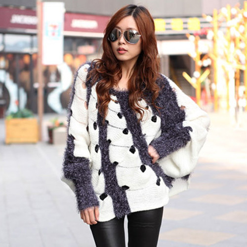 Korean Fashion Casual Ladies Hollow Squirrel Loose Sweater Tops YH3047