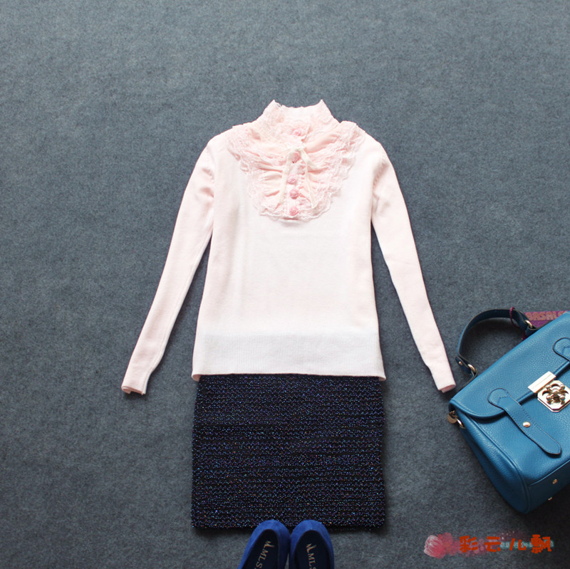 Lace decoration flower button basic sweater