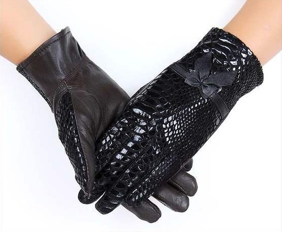 ladies' butterfly leather glove,high quality sheep leather winter warm gloves,fashion gloves 1010099