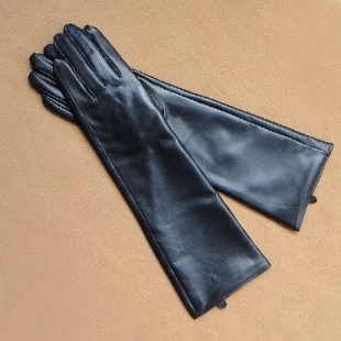 Lady's leather gloves