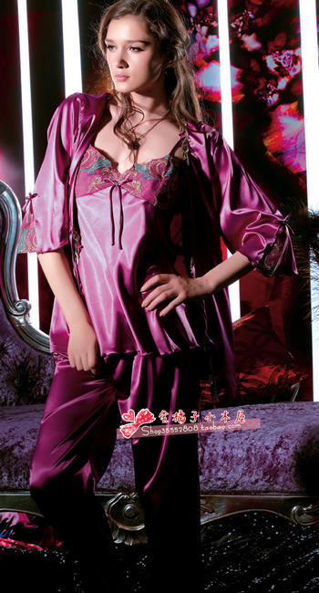 Lastest  Sexy sleepwear  Hot selling  New style Silk pajamas   Nobility nightgown  household  women's pajamas