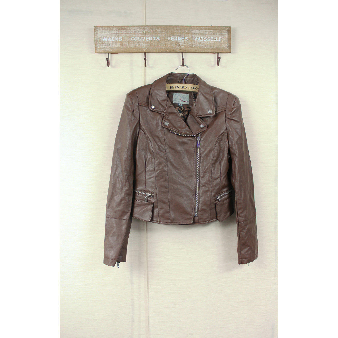 Leather clothing PU female rivet decoration turn-down collar 0.7kg