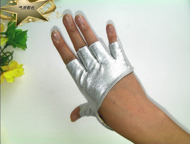 Leather half finger fitness sports gloves hip-hop gloves female slip-resistant gloves - silver