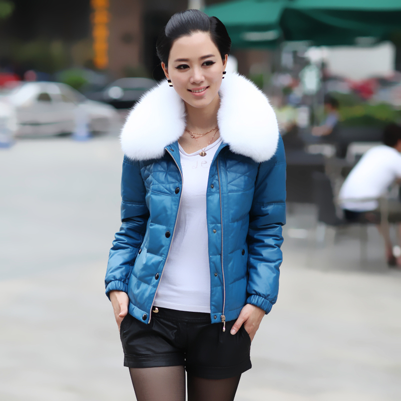 LOVE 2012 genuine leather clothing sheepskin female fur raccoon fur sheepskin short design genuine leather down coat