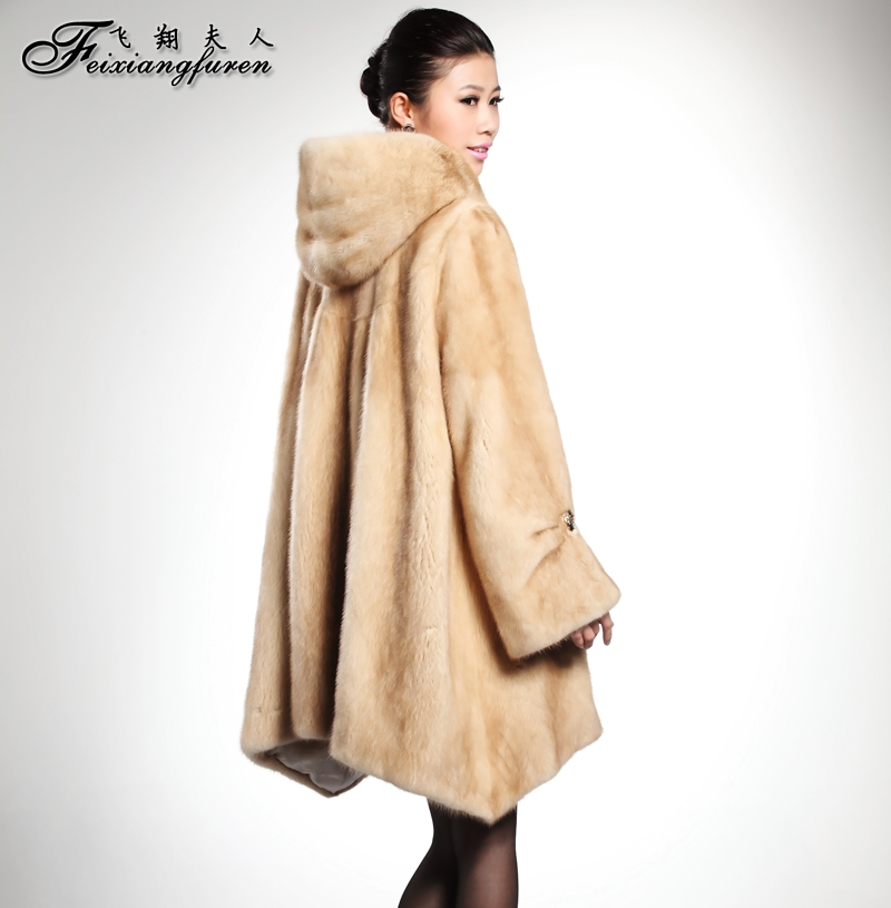 LOVE Fly 2012 women's mink fur overcoat fur coat t155
