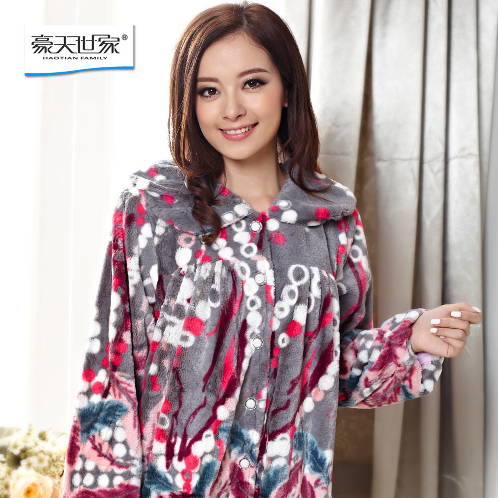 Luxury long-sleeve women's coral fleece lounge elegant female