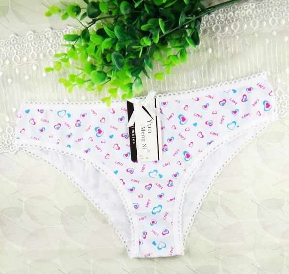 M L XL Korea Cute white  flower briefs for women  lady fashion underwear sweet panties Free shipping