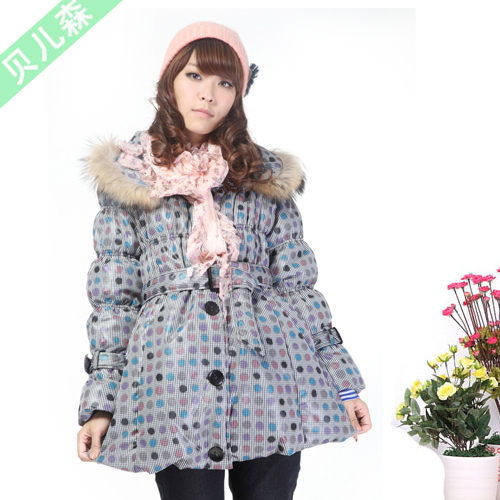 Maternity clothing 2012 fur collar dot maternity wadded jacket 106081