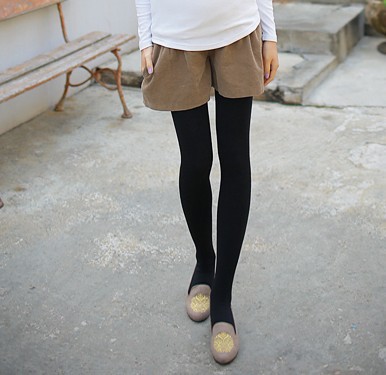 Maternity clothing maternity shorts maternity corduroy short pants design winter maternity pants fashion 2012