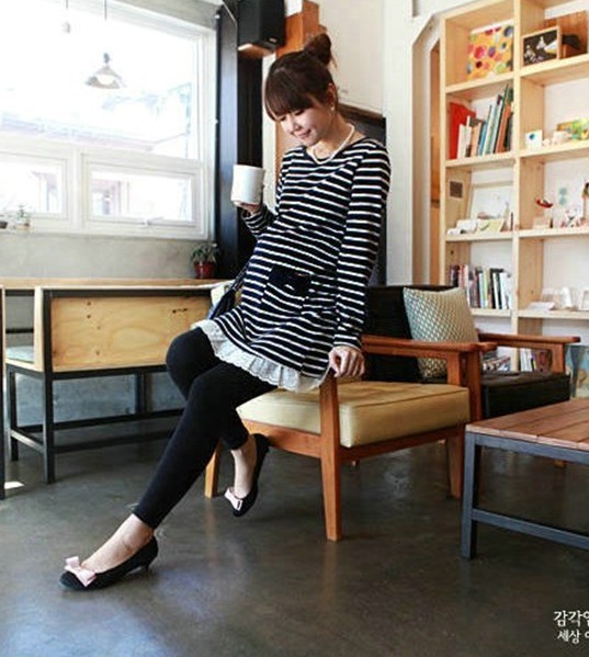Maternity clothing spring and autumn black and white stripe maternity t-shirt decoration lace maternity dress