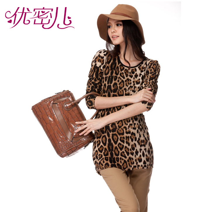 Maternity clothing spring maternity t-shirt long-sleeve leopard print sexy long design top basic shirt q859