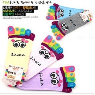 Min.Order$15 wholesale and retail five Fingers socks ladies' cotton hot sale factory price free shipping cartoon sock DW2006