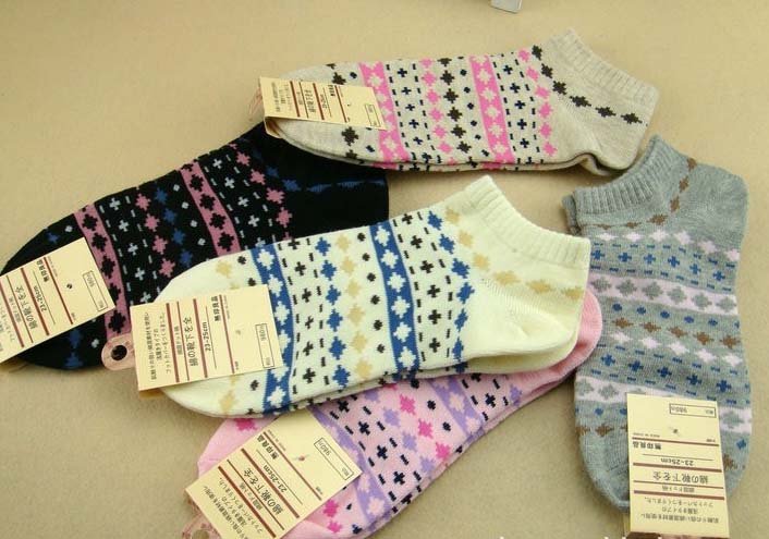 Min.Order$15 Wholesale and retail promotion slipper socks ladies low cut socks DW2020