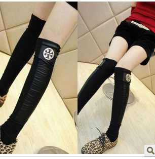 Min order si $10(can mixed order)FREE SHIPPING 2012 NEW HOT twisted over-the-knee step  ankle sock long socks