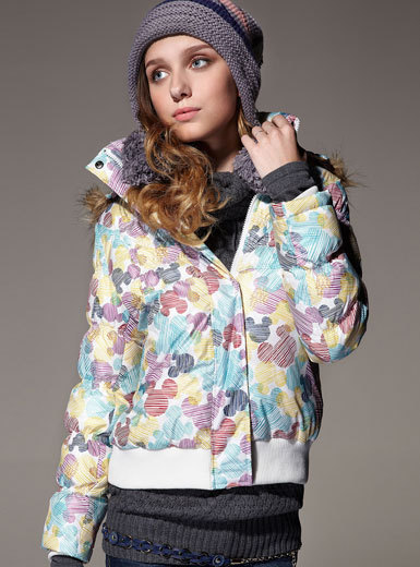 MOONBASA women's sweetheart MICKEY print with a hood short design winter down coat