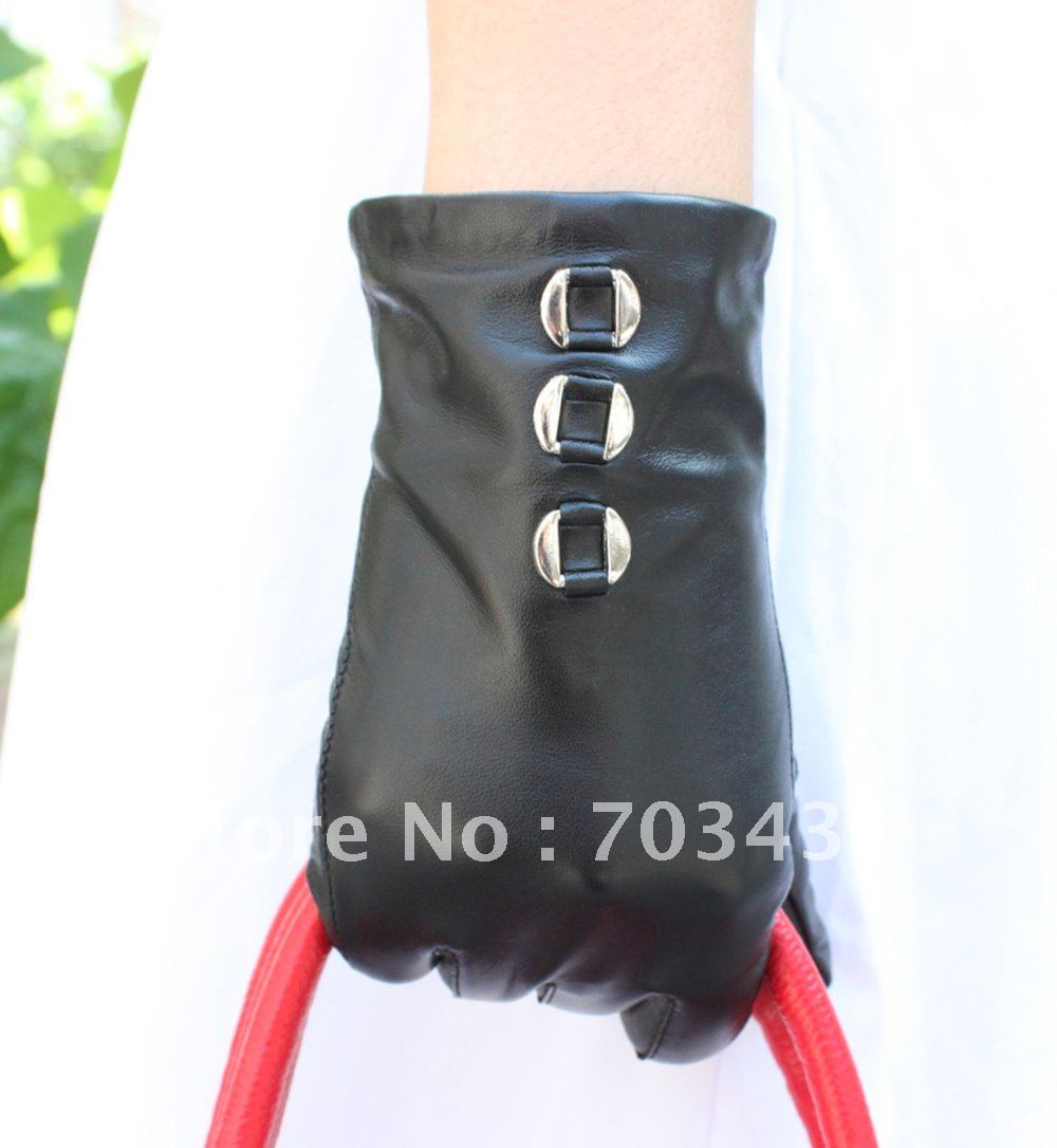Moq=1,Lady's genuine leather glove,fashion black sheepskin nager gloves,sexy manicure gloves women,free shipping,ID:F182