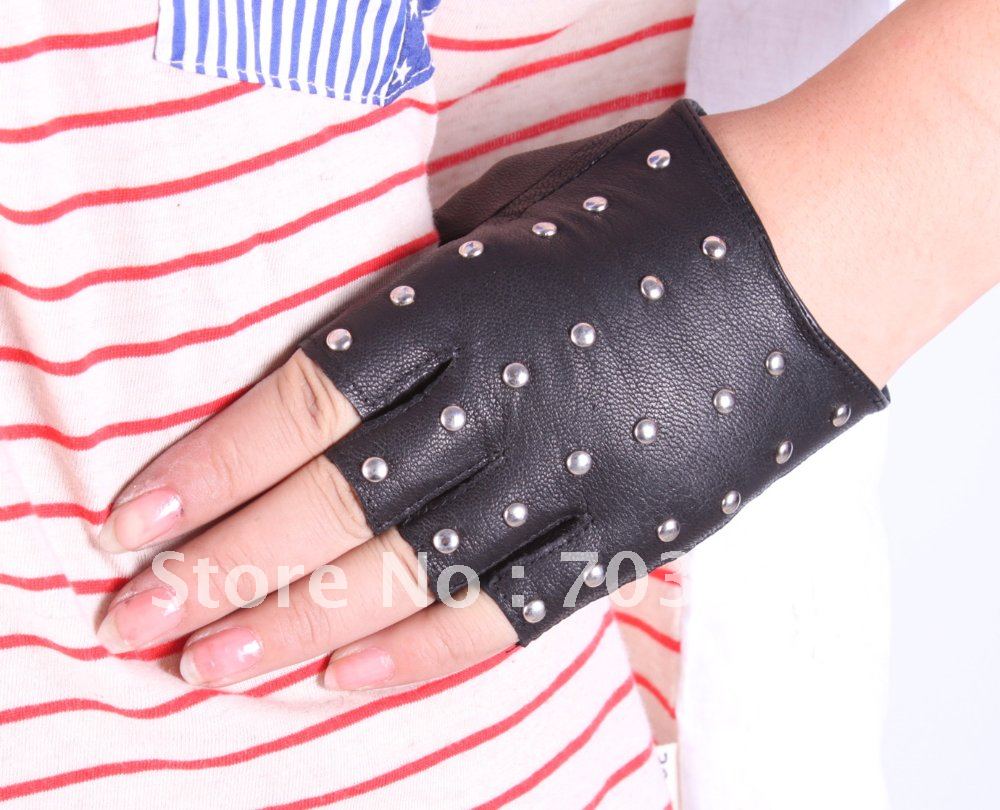 Moq=1,lady's genuine leather rivet style glove,lambskin half fingers mittens,women's pole dace gloves,free shipping,ID:F254