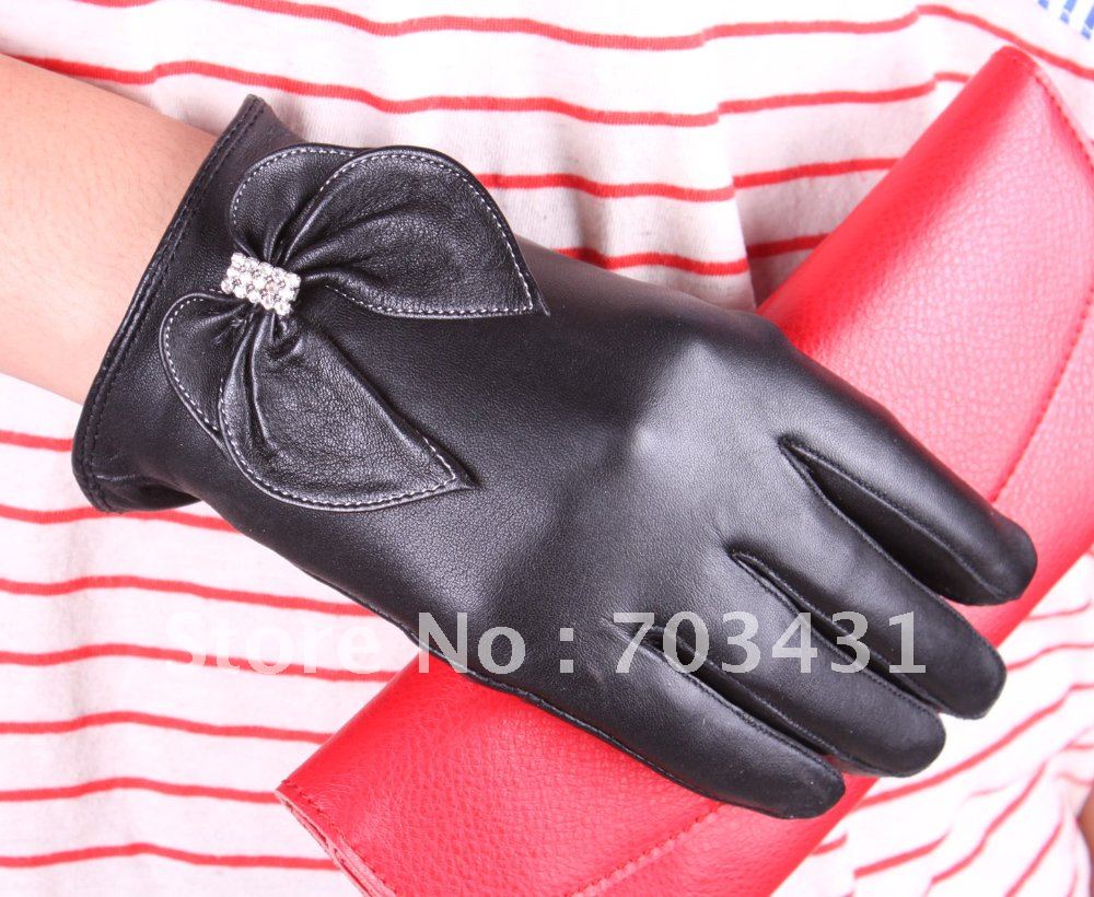 Moq=1,lady's genuine sheep leather glove,black big butterfly glove,mercerizing bright drill promend,free shipping,ID:F139