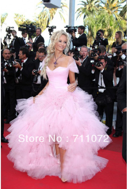 Most Beautiful Sweetheart Cap Sleeve Tulle Net Ruffles Beaded Light Pink Ball Gown Celebrity Dress Red Carpet Dresses