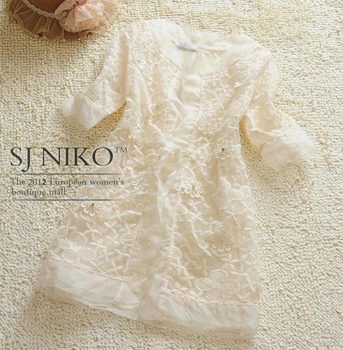 MS COLOR 2012 Autumn Gorgeous Embroidery Ladies' Fashion Trench