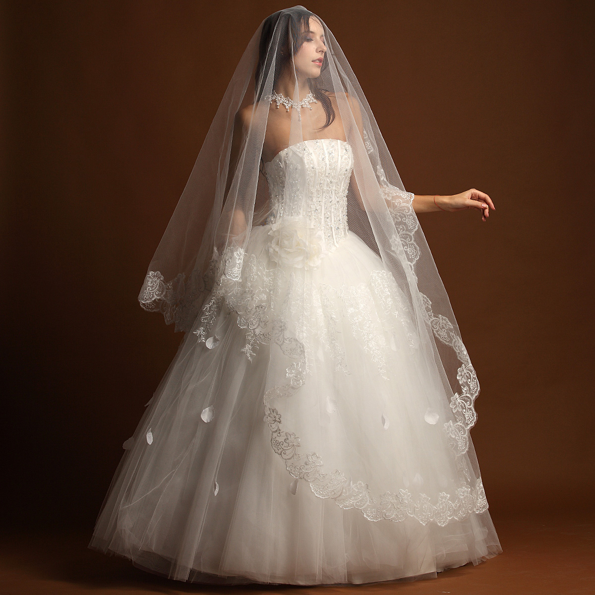 Nampula high quality 3 meters ultra long design long trailing the bride wedding dress veil p20818 zyn