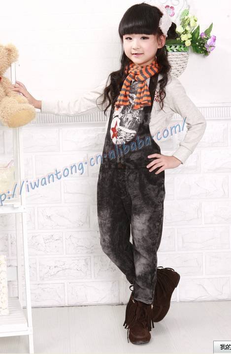 New 2011 Fall / Autumn section Child's trousers / pants shoulders children / girls jeans   100%cotton