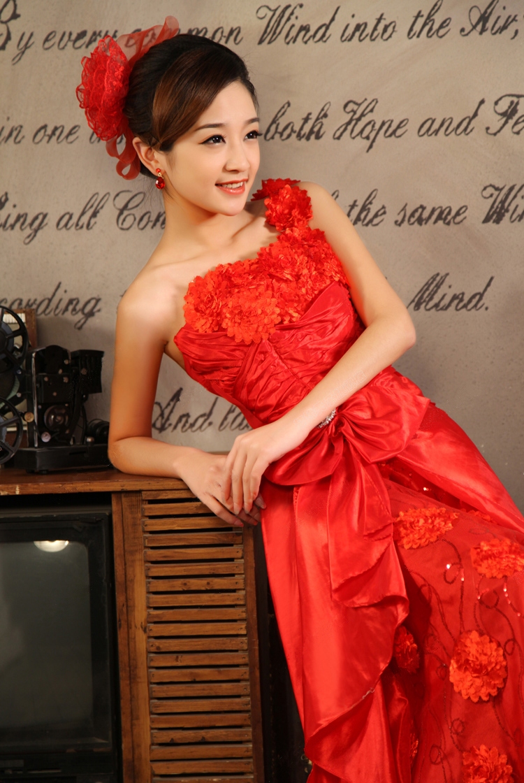 New Arrival Bride Dress Long Design One Shoulder Floral Sweet Long Formal Evening Party Banquet Dance Prom Red QZ119