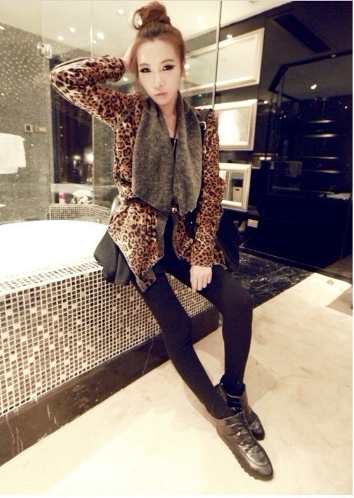 New arrival Leopard lady coat,lady jacket,lady outerwear,high quality,same as pictures.1pce wholesale, 1 size suits most,TM-032