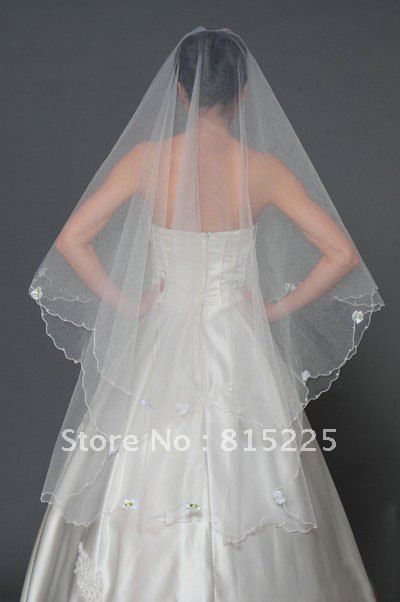 New Charming Classy Wedding Accessories Bridal Veils Fingertip Veils Applique Ribbon Edge Tulle Fabric Wedding Veil Headpiece