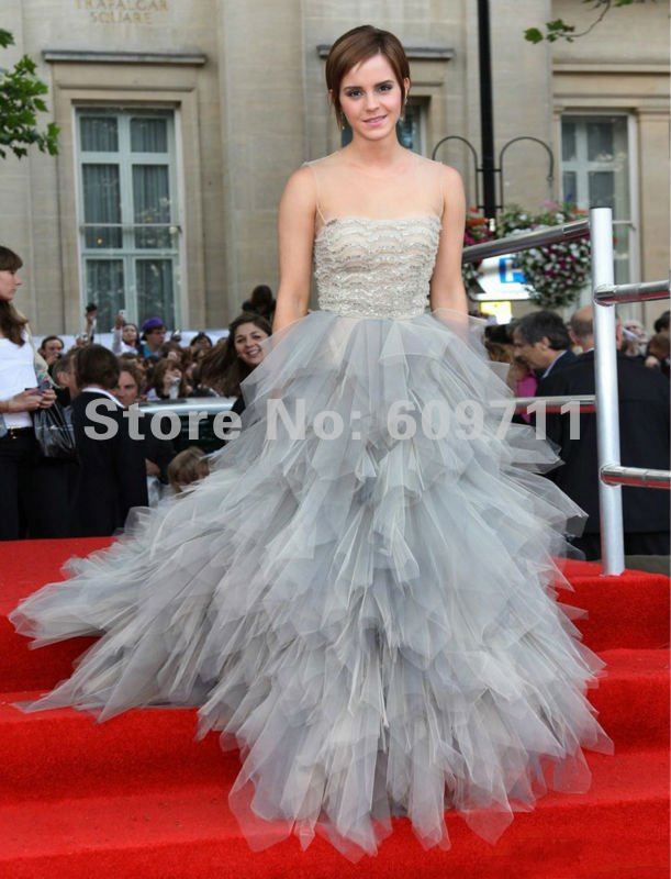 New Fashion Emma Watson Seqins Beading Ruffle Tulle Evening Celebrity Dress Formal Gown