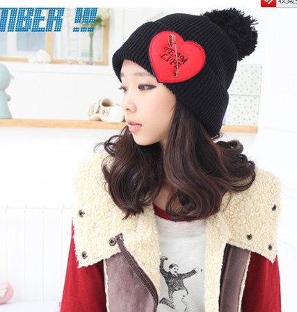 New Fashion Garment Hat Knitting Wool Hat Hairball Big Love Sign Hat Cotton Cap 1443 3Colors Dropship