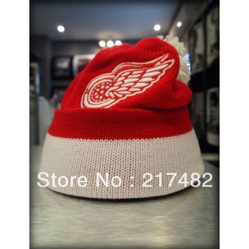 New Hot Red Wings Beanie hats Angel Are Extremely Loved By People red !
