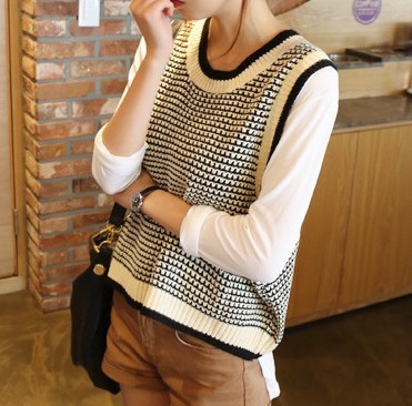 New Loose knitting yarn shirt vest 8 ,free shipping
