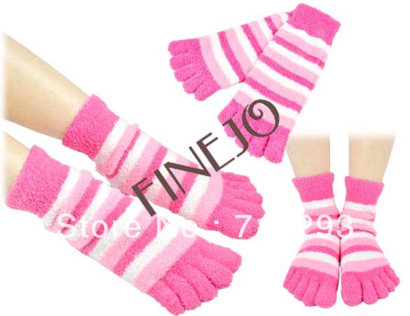 New Women's Thickening Fuzzy Striped Toe Socks Soft Warm One Size free shipping 6727