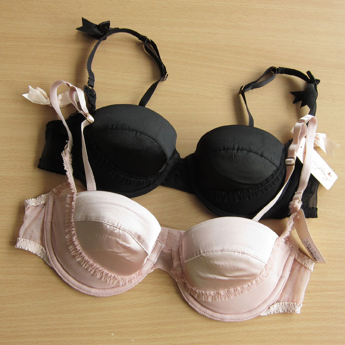 O2 passion play cup satin bra small cup