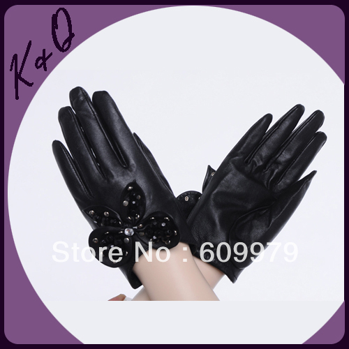On  Sale 2012 Fashion Genuine Leather Glove Cheap Leather Glove Made by Grade-A Lamb Skin GL00910 Size of S, M, L