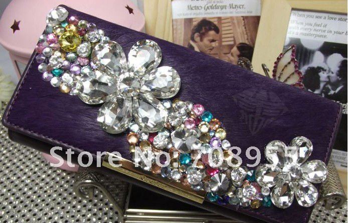 One sale 2011 fashion hot sale and very popular fashion diamonds wallets and pretty purse for women and free shipping