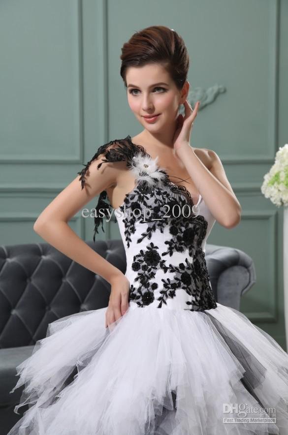 One shoulder Black and white Quinceanera Dresses Lace Organza Anke length Prom Dresses